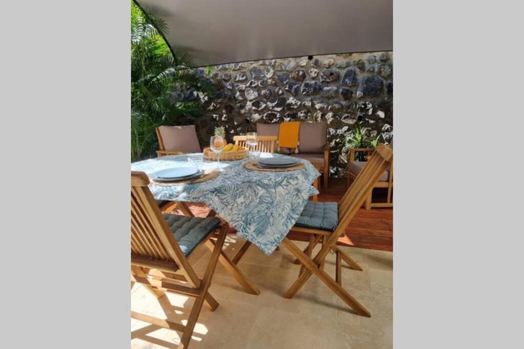 L'Instant Evasion, Studio Avec Terrasse, Piscine ! Saint-Gilles-les Bains Eksteriør billede